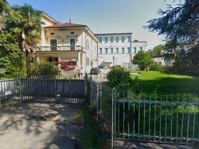 Capannone in vendita a Collecchio, Reggio Emilia