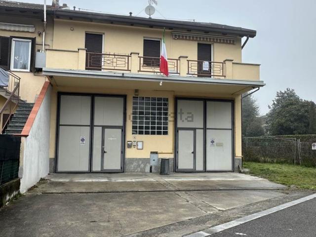 Capannone in vendita a Cornate D'adda, Lombardia