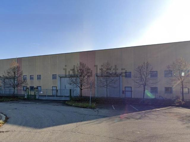 Capannone in vendita a Spaccone, Desio