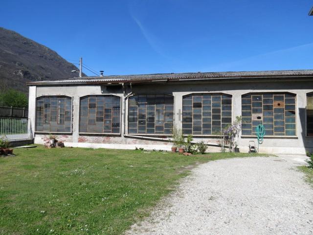 Capannone in vendita a Pedemonte, Piemonte