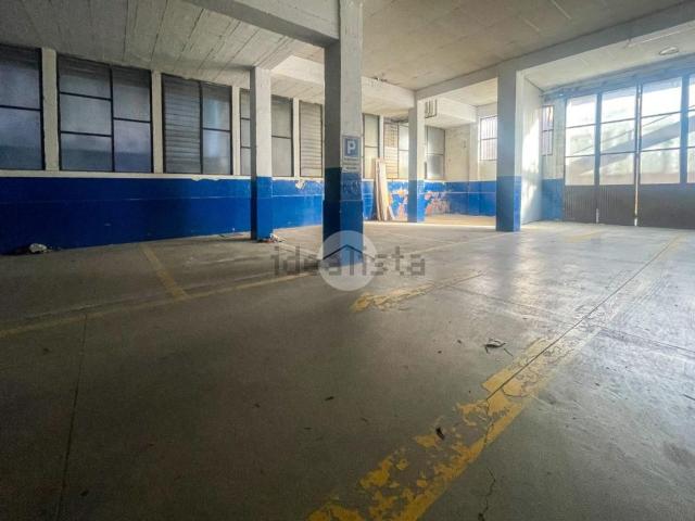 Capannone in vendita a Zona Est, Brescia