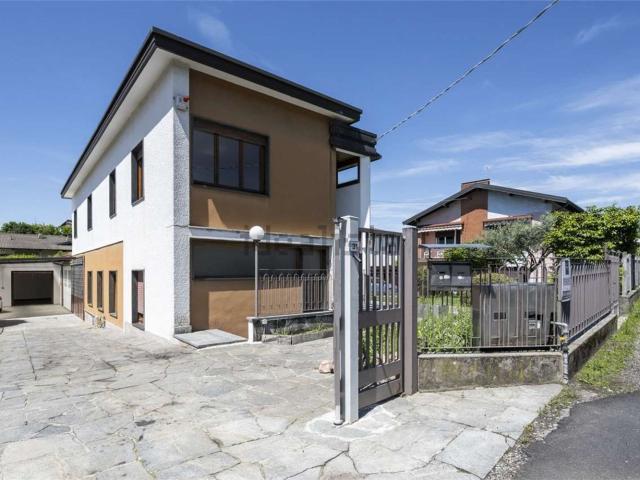Capannone in vendita a Morazzone, Lombardia