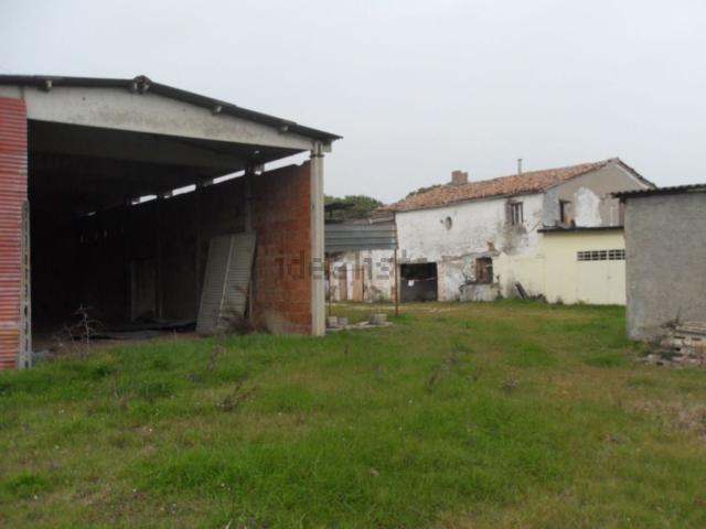 Capannone in vendita a Passano, Coriano