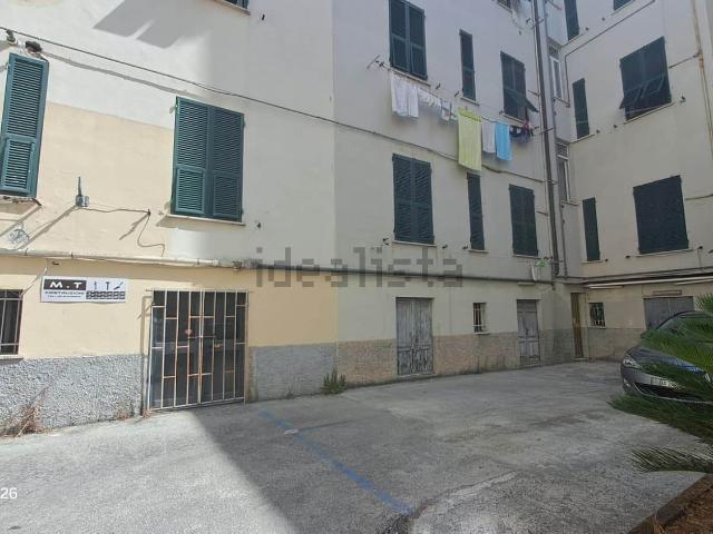 Capannone in vendita a Migliarina, La Spezia