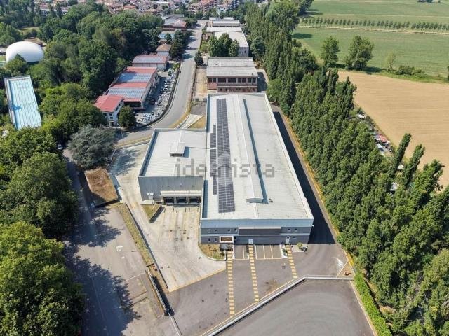 Capannone in vendita a Pantigliate, Lombardia
