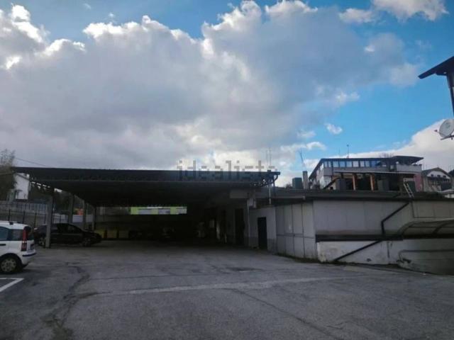 Capannone in vendita a Gallitello, Potenza
