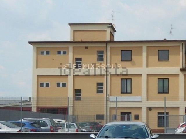 Capannone in vendita a Zona Omogenea Milano Nord, Cusano Milanino