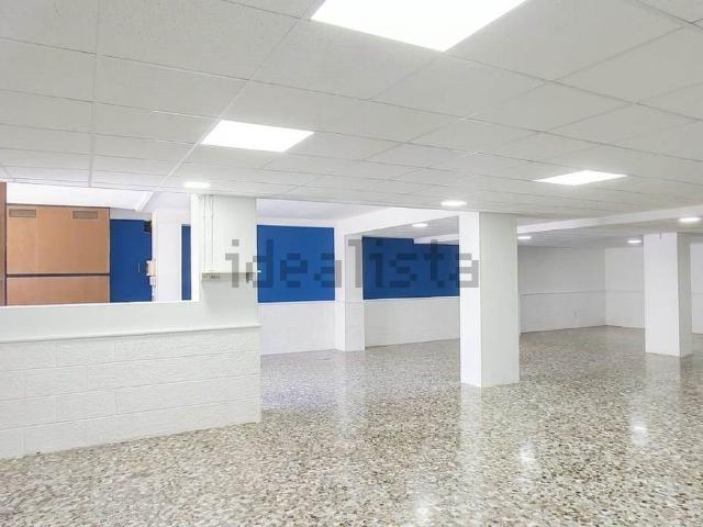 Capannone in vendita a Puglia, Bari