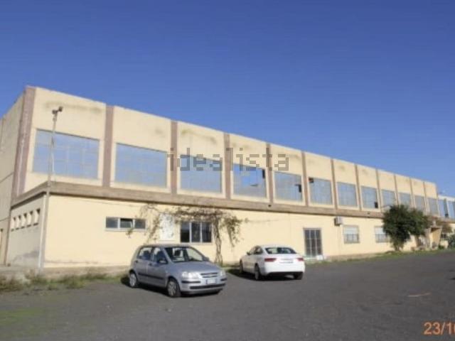 Capannone in vendita a Sardara, Sardigna/Sardegna