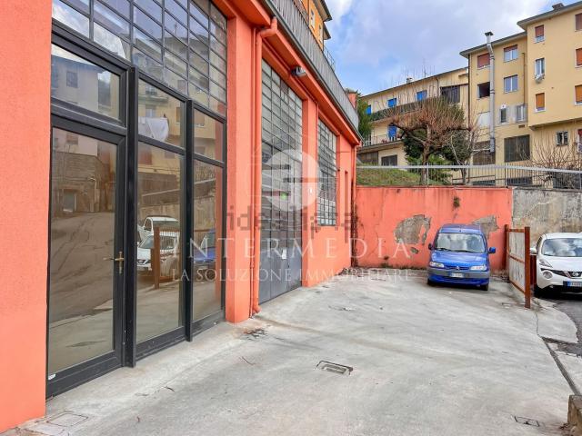 Capannone in vendita a Comunità montana della valle Trompia, Lumezzane