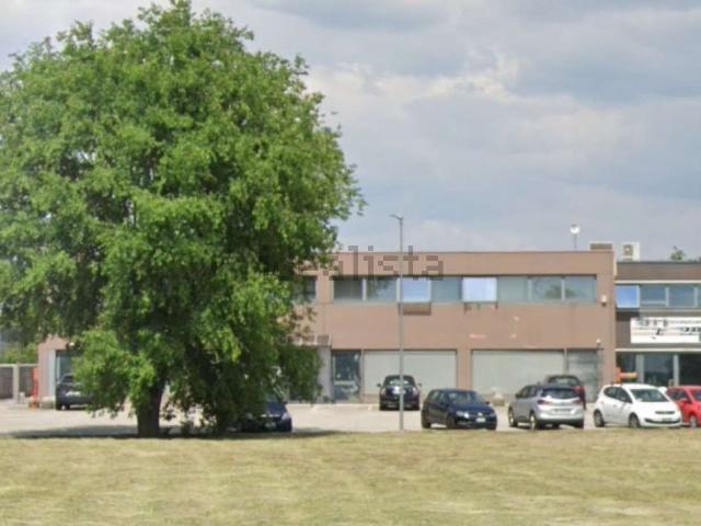 Capannone in vendita a Pradamano, Friuli-Venezia Giulia