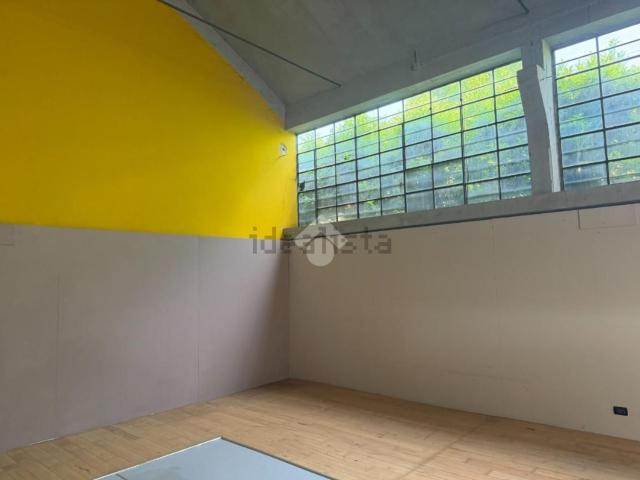 Capannone in vendita a Schio, Veneto
