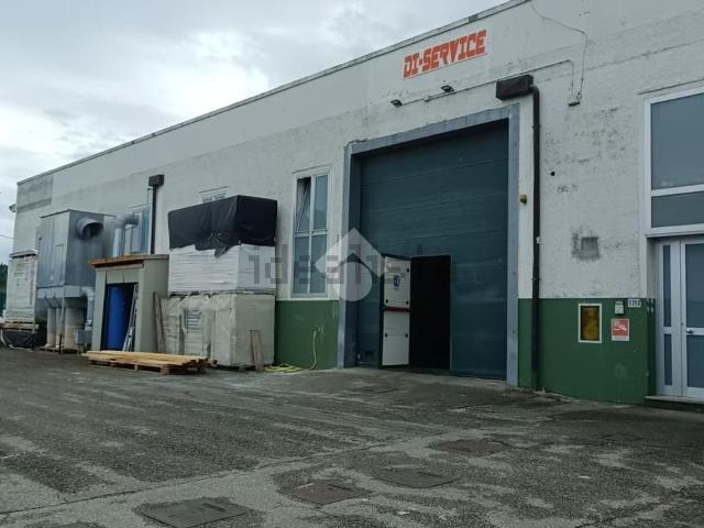 Capannone in vendita a Longiano, Reggio Emilia
