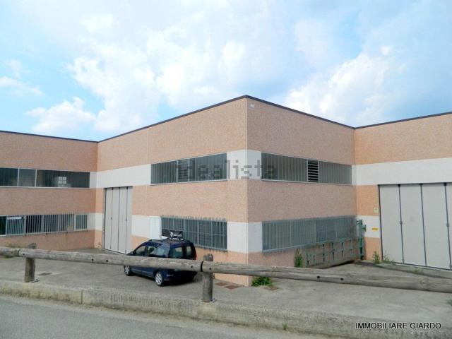 Capannone in vendita a Piemonte, Asti