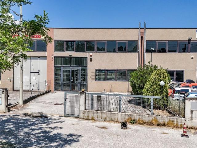 Capannone in vendita a Comacchio, Reggio Emilia