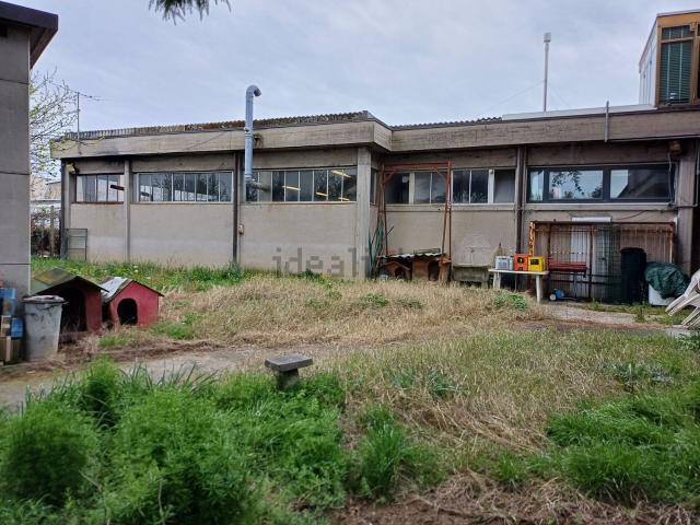 Capannone in vendita a Unione Terre d'Acqua, Calderara Di Reno