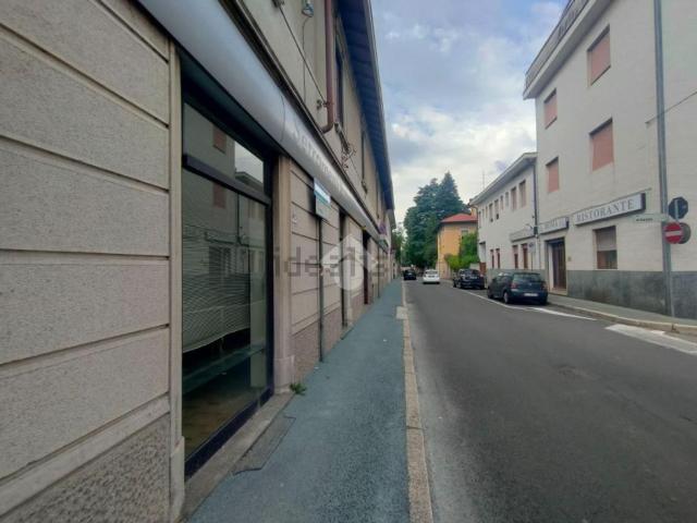 Capannone in vendita a Oltresempione, Legnano