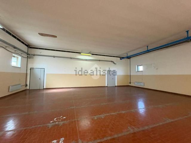 Capannone in vendita a Valverde, Cesenatico
