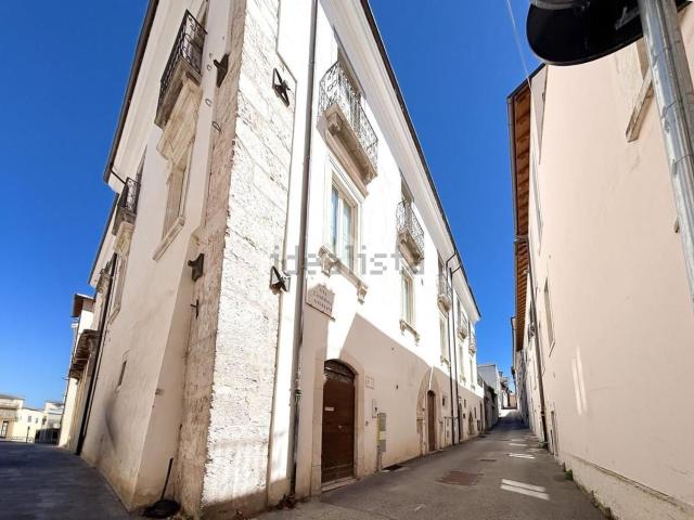 Capannone in vendita a Torretta, Tornimparte