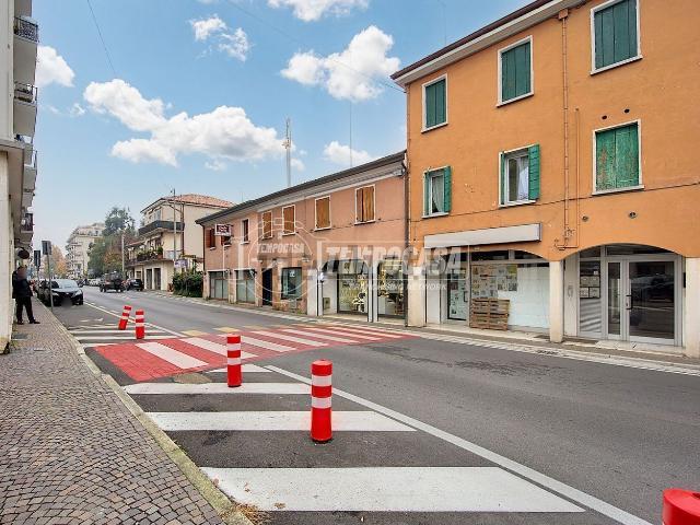 Capannone in vendita a San Zeno, Treviso
