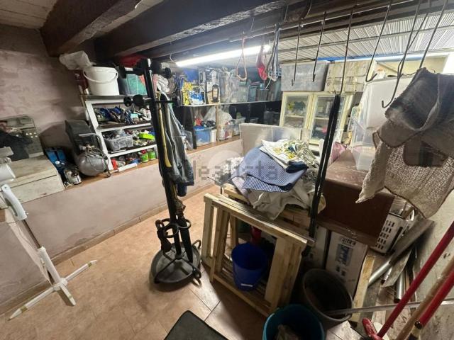 Capannone in vendita a Rapalli, Genova