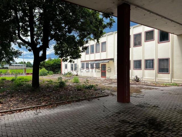 Capannone in vendita a Santa Rita, Piemonte
