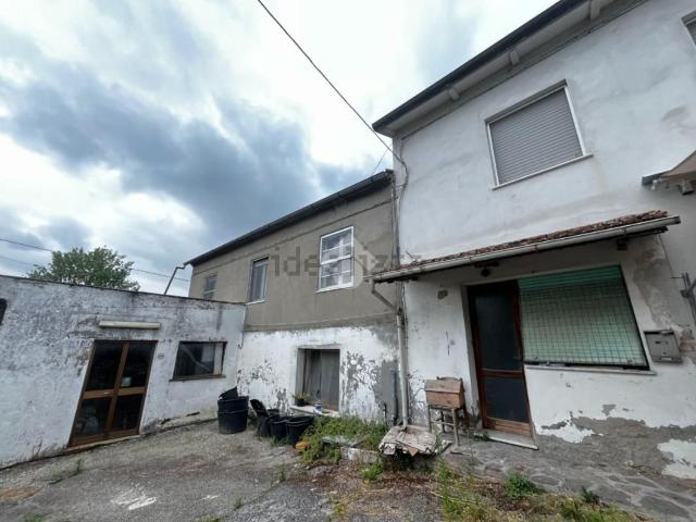 Capannone in vendita a Unione di comuni Valmarecchia, Santarcangelo Di