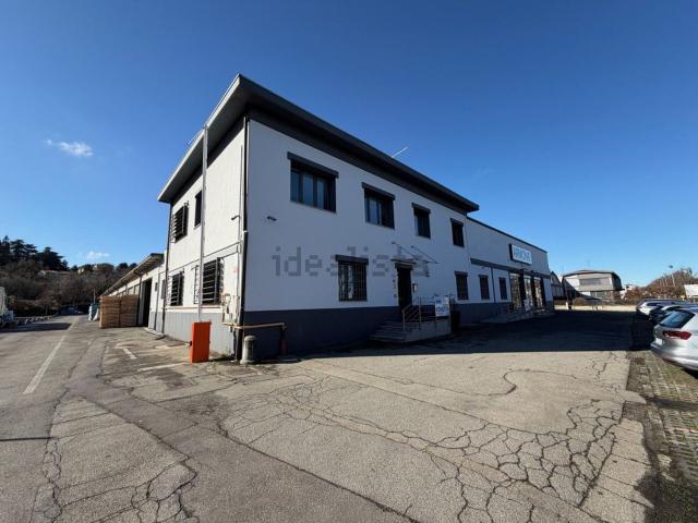 Capannone in vendita a Tresinaro - Secchia, Re