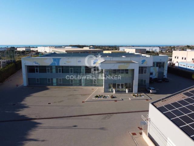 Capannone in vendita a Marina Di Modica, Sicilia