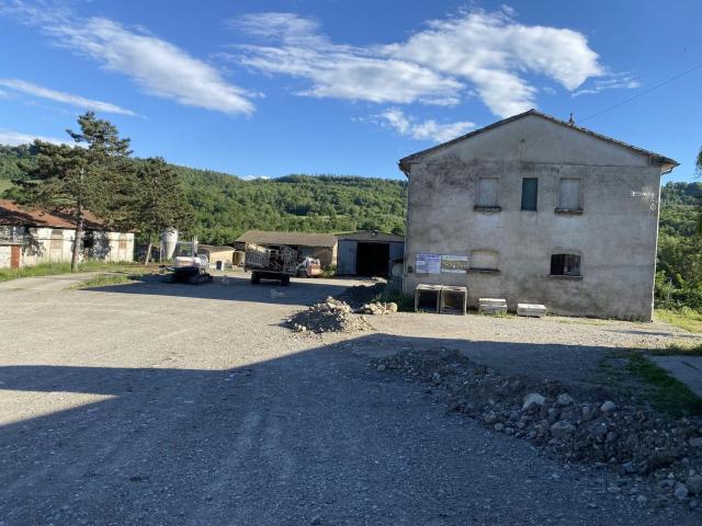 Capannone in vendita a Acquapendente, Lazio