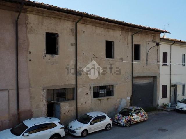 Capannone in vendita a Avane, Vecchiano