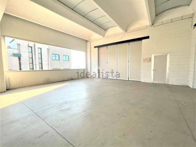Capannone in vendita a Carobbio Degli Angeli, Lombardia