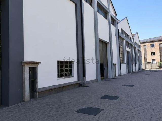 Capannone in vendita a Municipio 9, Milano