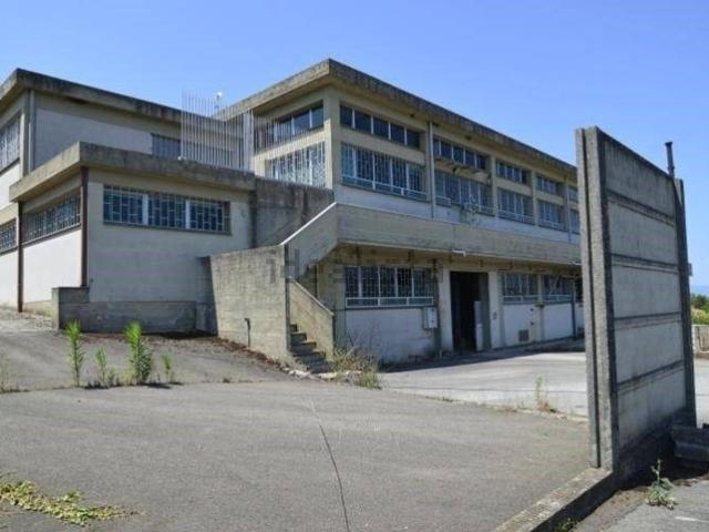 Capannone in vendita a Civitella in Val di Chiana, Pieve A Maiano