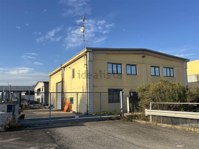Capannone in vendita a Piemonte, Vercelli