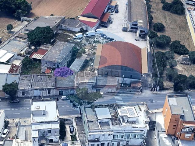 Capannone in vendita a Stanic, Bari