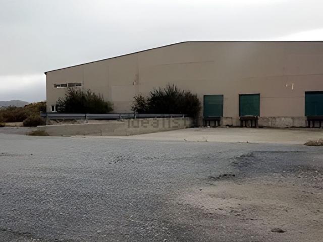 Capannone in vendita a Calabria, Cosenza