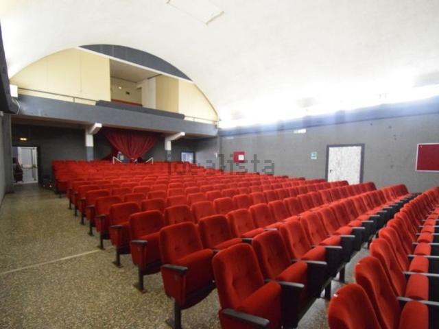 Capannone in vendita a Voltri, Genova