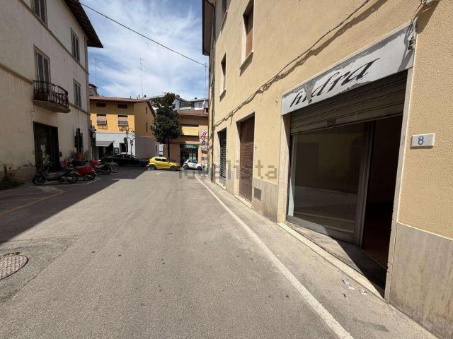 Capannone in vendita a Lecchi, Toscana