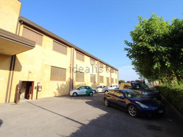 Capannone in vendita a Unione dei comuni Valle del Savio, Cesenà