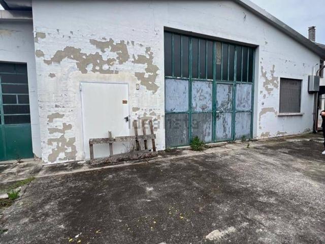 Capannone in vendita a Suzzara, Lombardia