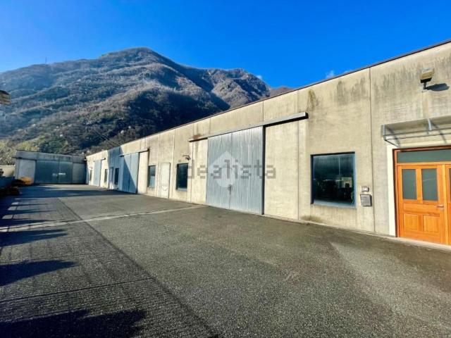 Capannone in vendita a Arnad, Aosta