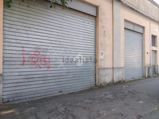 Capannone in vendita a Grandi Italiani, Forlì