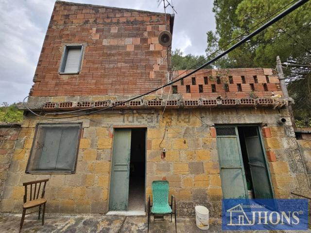 Capannone in vendita a Enna, Sicilia