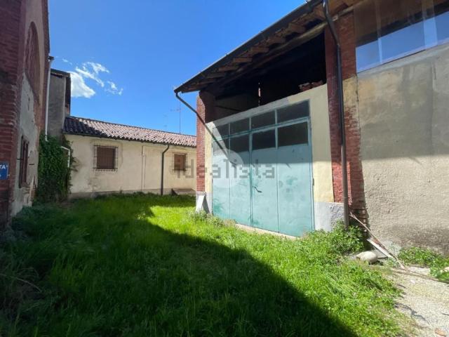 Capannone in vendita a Boffalora Sopra Ticino, Lombardia