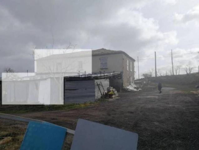 Capannone in vendita a Lapio, Campania