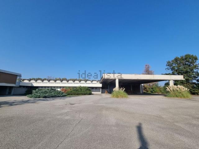 Capannone in vendita a Piemonte, Novara
