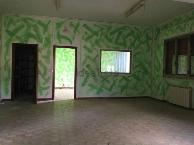 Capannone in vendita a Segromigno in Monte, Capannori