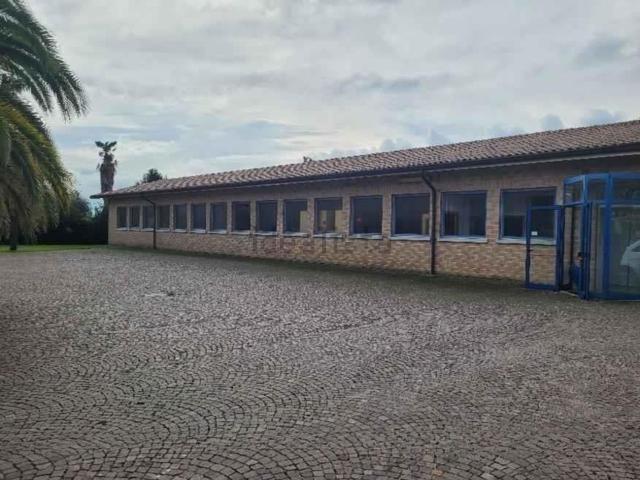 Capannone in vendita a Bagnaria Arsa, Friuli-Venezia Giulia