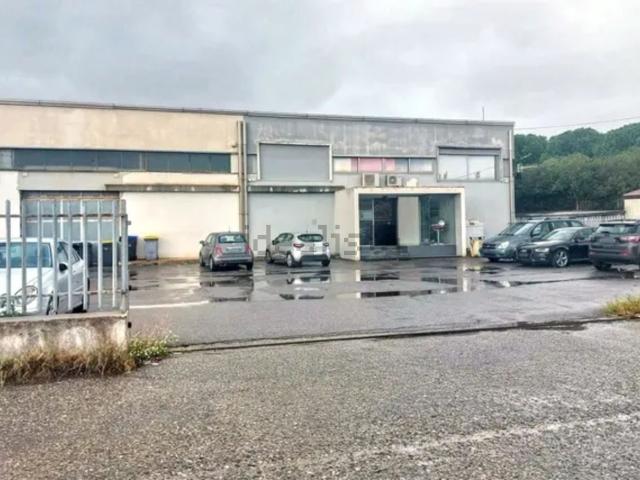 Capannone in vendita a I Circoscrizione, Messina